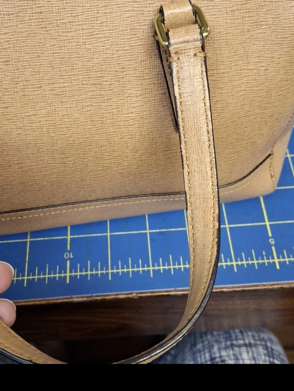 COACH Tan Leather Satchel Handbag 10x5.5x6 - Project